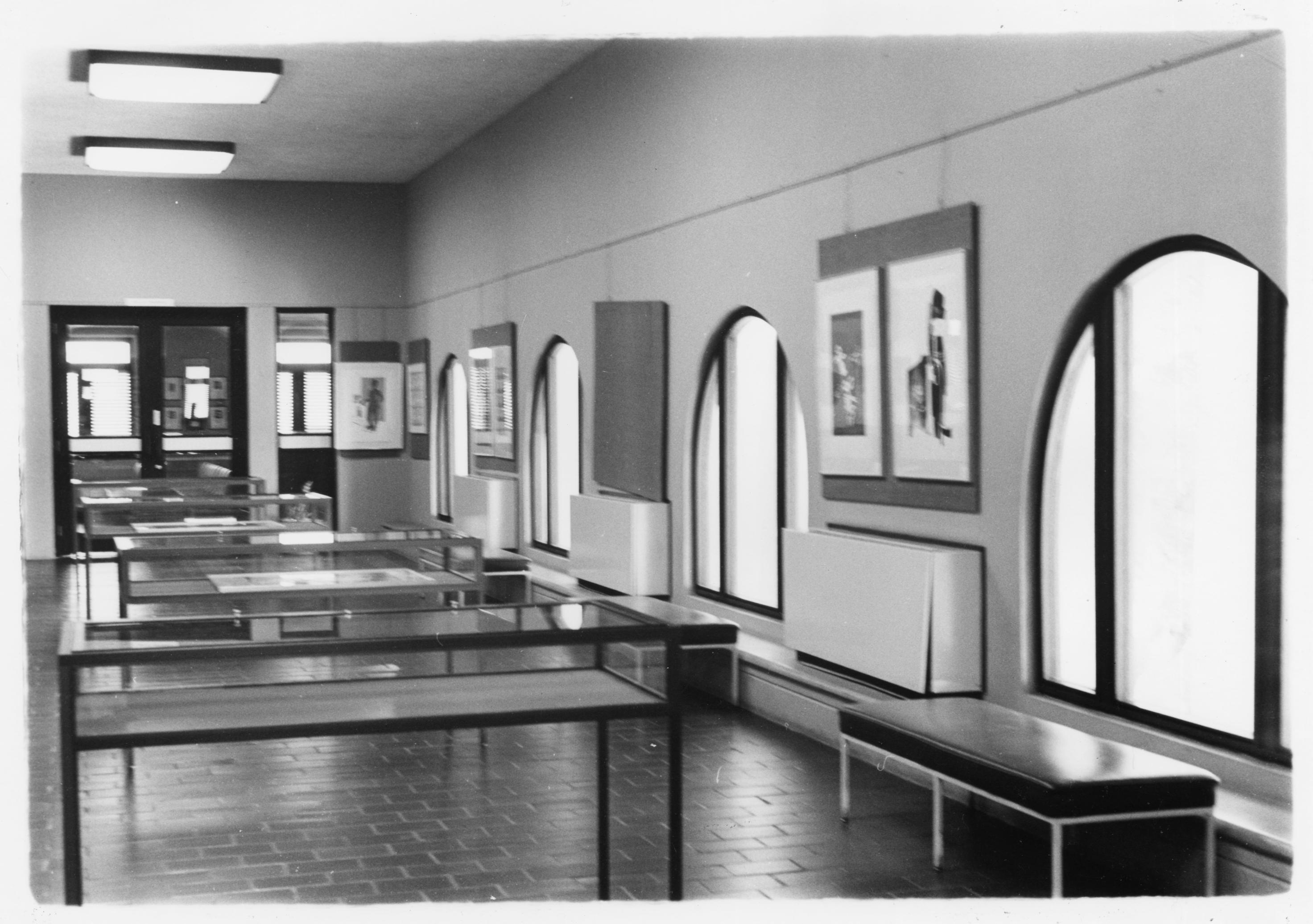 Biblioteca Carnegie - 83004196